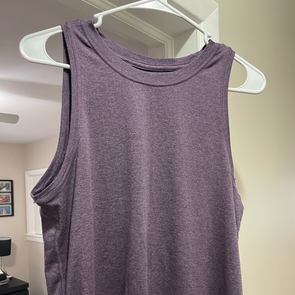 EUC Athleta tank, purple heather, soft! Size S.